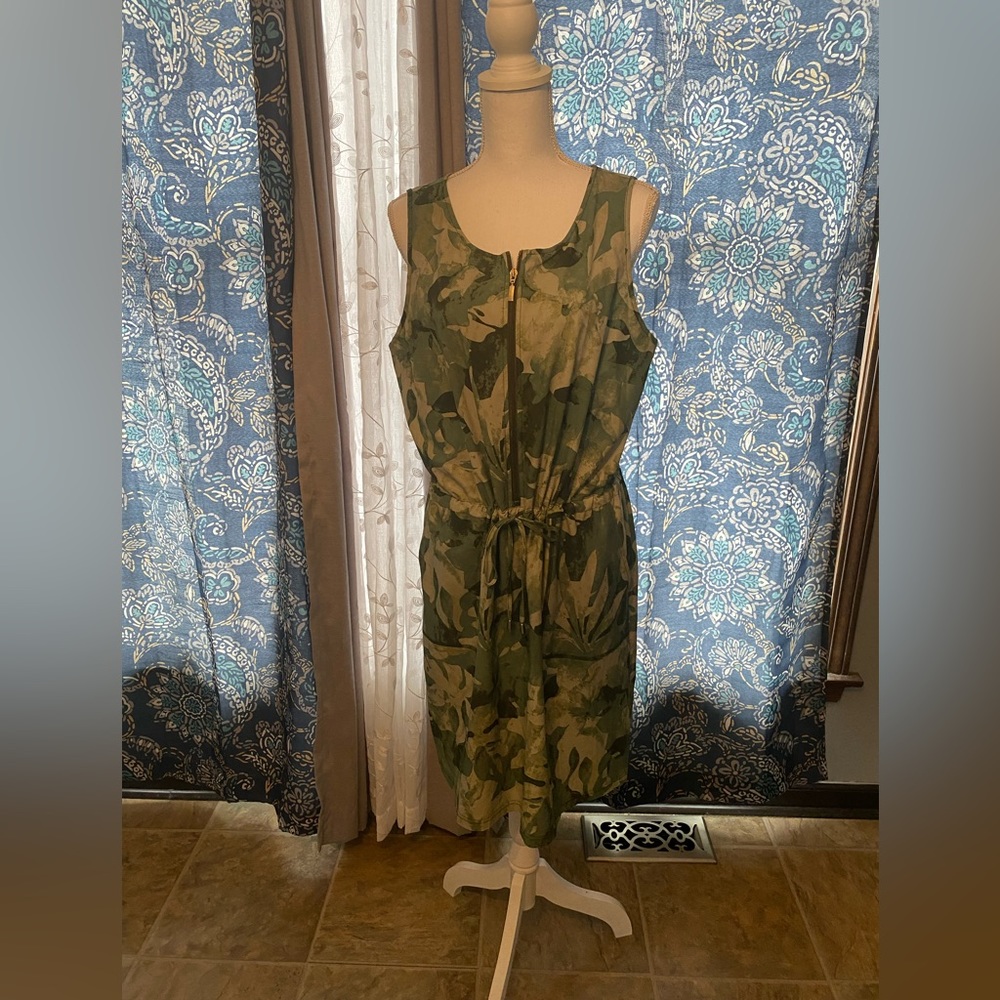 Chico’s Zenergy dress size 14 or 2.5